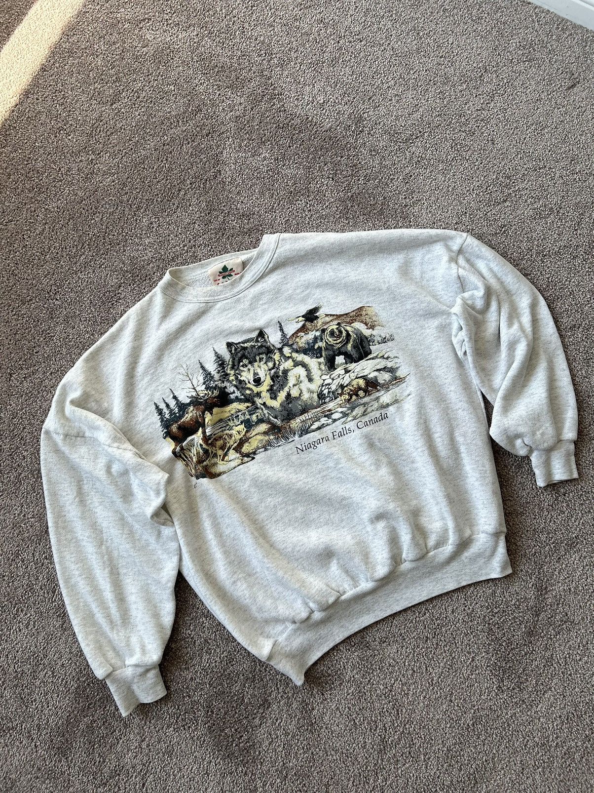 Vintage 90s Niagara Falls Outdoor Graphic Crewneck Shirt Hoodie Sweatshirt | PrintMintTees.com