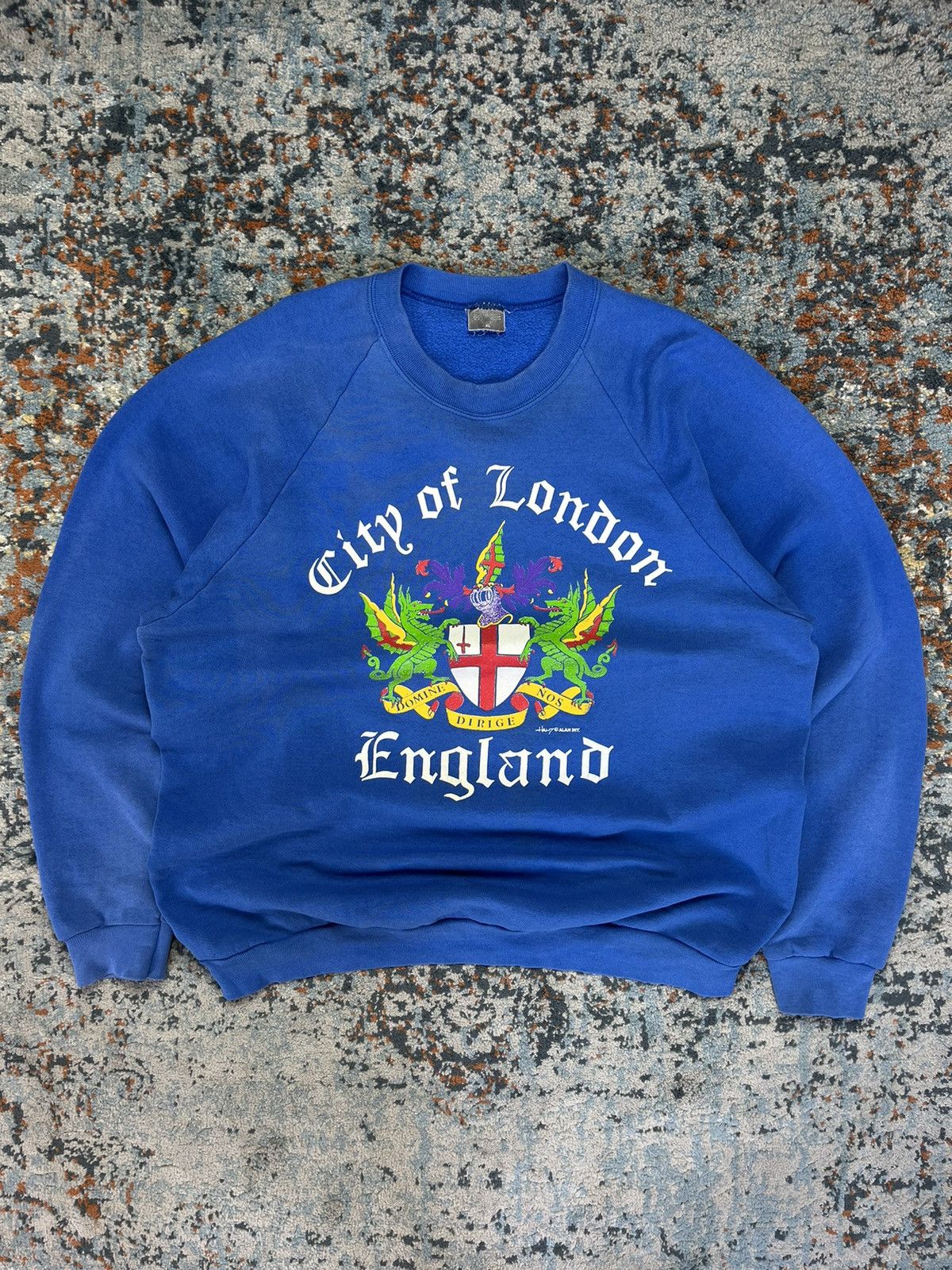 Vintage 90s City Of London England Graphic Sweatshirt Shirt Hoodie | PrintMintTees.com