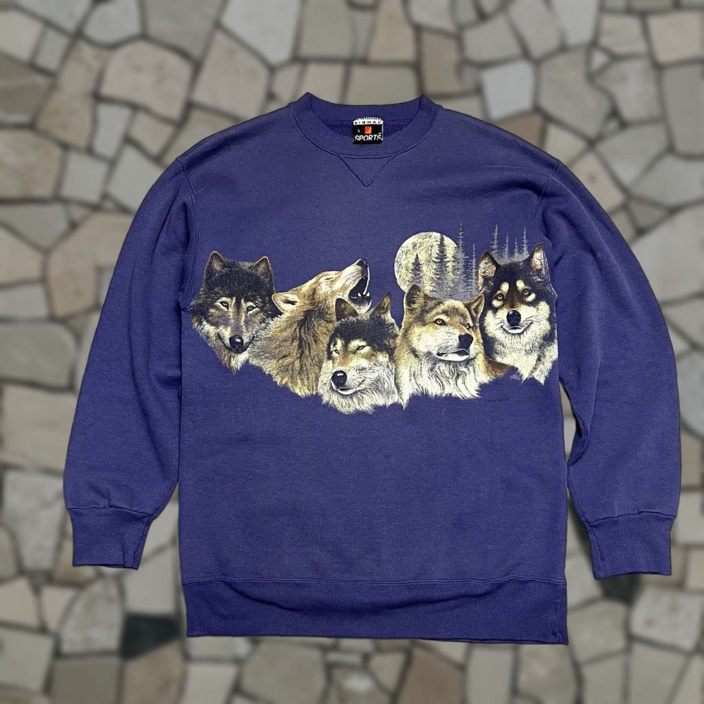 Vintage Habitat Wolf Wraparound Nature Sweatshirt Howling Moon Large Sweatshirt Graphic Prin Shirt Hoodie | PrintMintTees.com