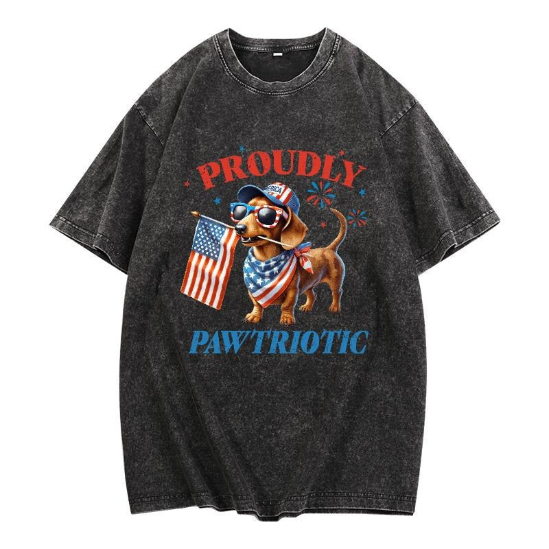 Adorable Patriotic T - Shirt: Show Your Love for Country with a Paw