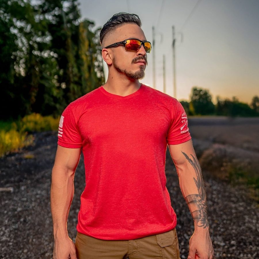 Basic T-Shirt - Red