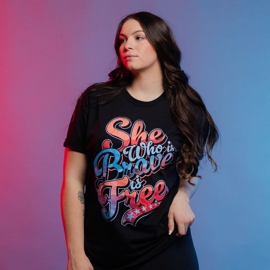Women's Brave Is Free Boyfriend Fit T-Shirt - Black