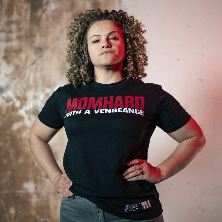 Women's Mom Hard Boyfriend Fit T-Shirt - Black