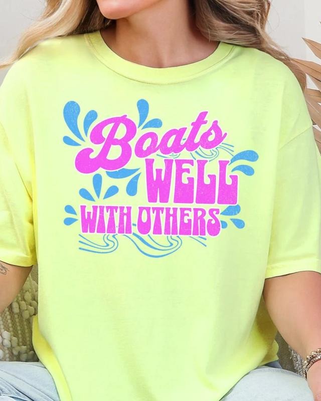 Boats Well WIth Others Comfort Colors Adult Ring-Spun Cotton Tee unisex short sleeve tee Graphic Print T-Shirt Hoodie...