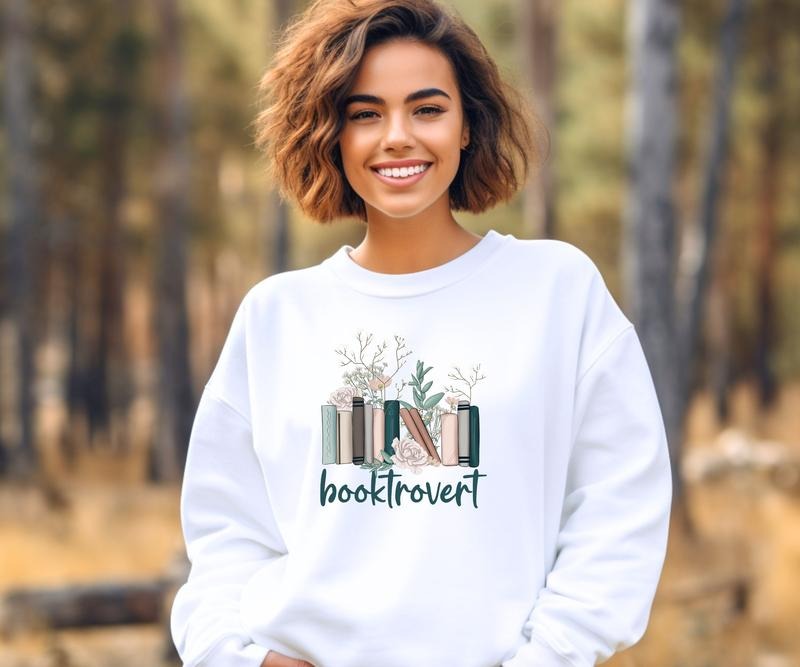Book-trovert Book Lovers Crewneck Sweatshirt Shirt Hoodie | PrintMintTees.com