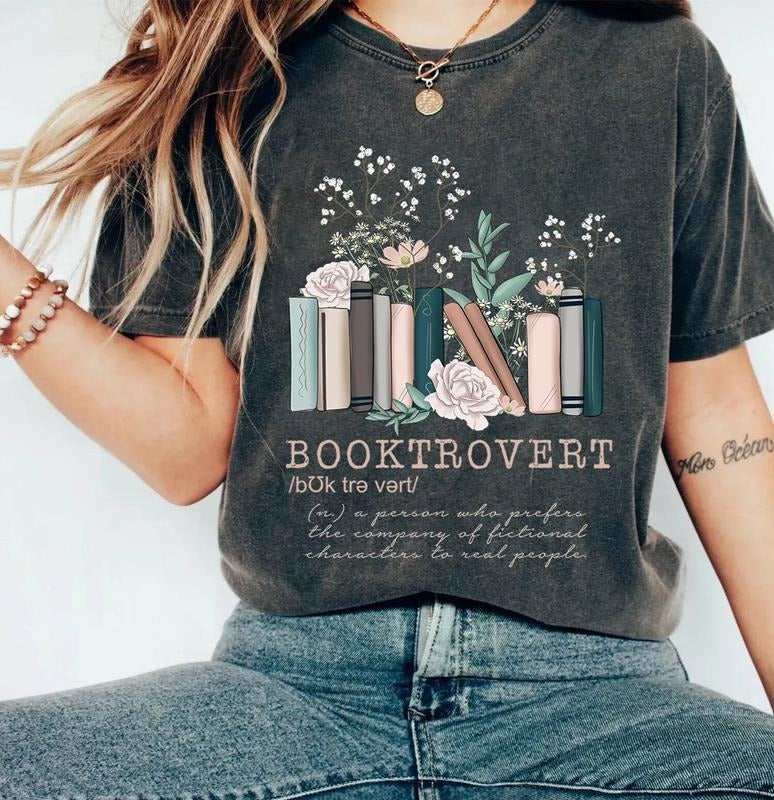 Booktrovert Shirt, Book T-shirt, book lovers gifts, gifts for book lovers, gifts for book lovers women, book shirts for...