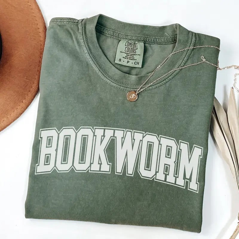 Bookworm Shirt, Bookish T-shirt, Book Club Gift, Gift for Readers, Book Lover Sweatshirt, Bookworm Gift, Read More Books...