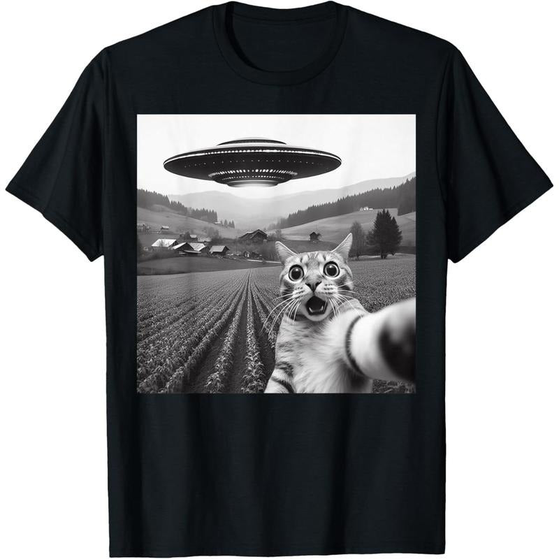 Cat Selfie With Alien UFO Funny Cat Gifts For Men Women Kid T-Shirt style 02 Hoodie Sweatshirt | PrintMintTees.com