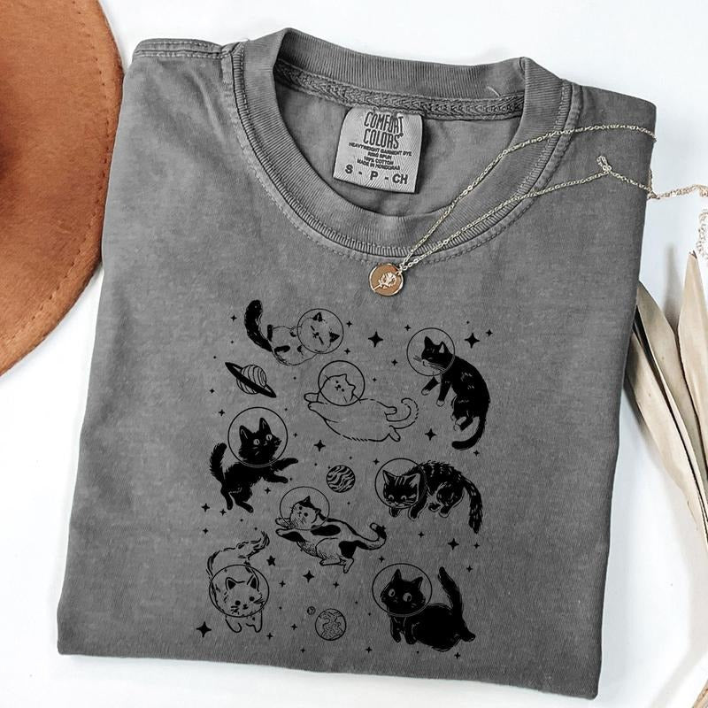 Comfort Colors Cats in Space Shirt, Funny Cat Tshirt, Aesthetic Graphic Retro Vintage T Shirt, Cat Lover Gift, Cat Tee...