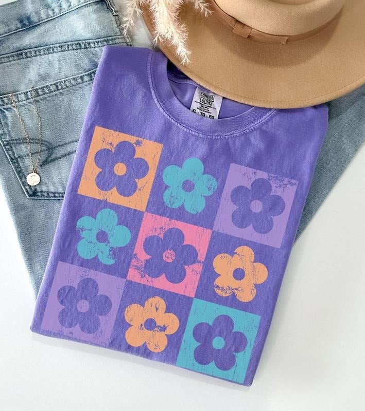 Comfort Colors Checkered Flowers Shirt, Retro Checkered Spring Tshirt for Women, Boho Floral T-Shirt, Floral Easter...