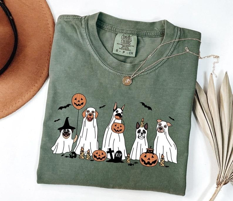 Comfort Colors Сute Ghost Dog T-shirt, Ghost Dog Tee, Halloween Dog T-shirt, Spooky Season Gift, Dog Lovers Tshirt,...