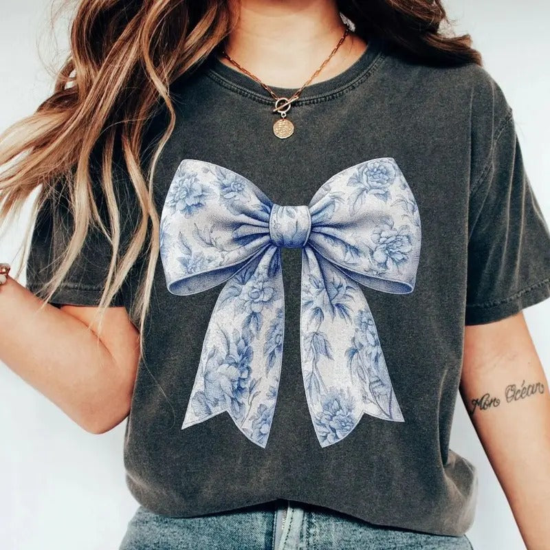 Coquette Girly Bow T-Shirt, Sweatshirt, Toile de Jouy Style Casual Top, Everyday Wear for Women, Elegant and Feminine...