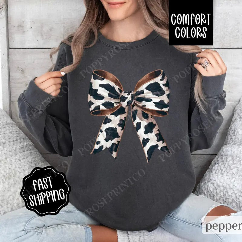 Cow Bow Sweatshirt Comfort Colors, Coquette Cow Crewneck,  Women's Sweater T-Shirts, Hoodie | PrintMintTees.com