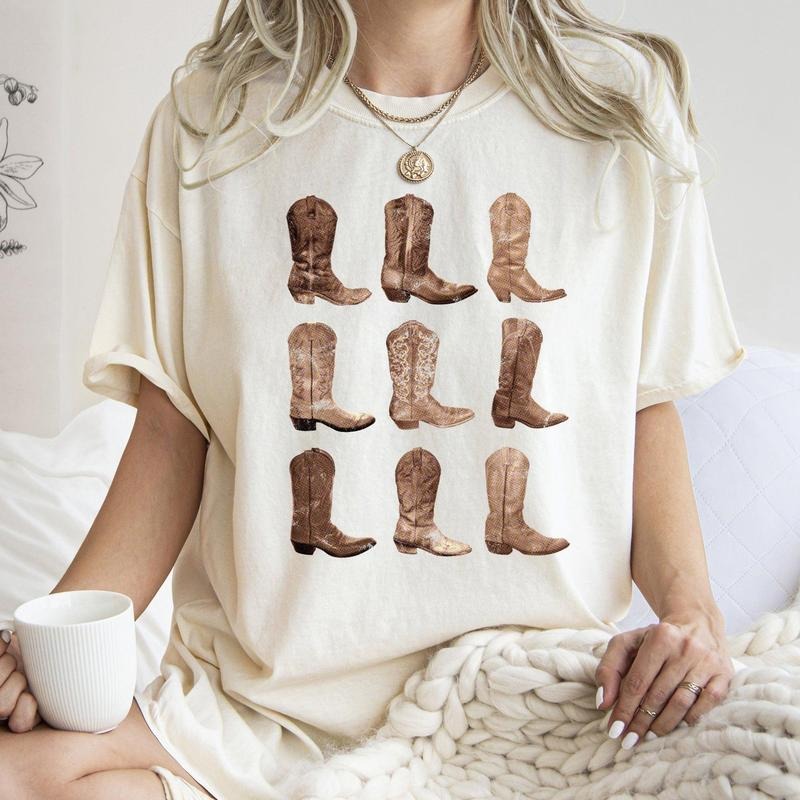 Cowboy Boots, Western, Retro, Vintage, Country,  Tshirt, Women's Crew Neck, Crewneck Hoodie, Sweatshirt | PrintMintTees.com