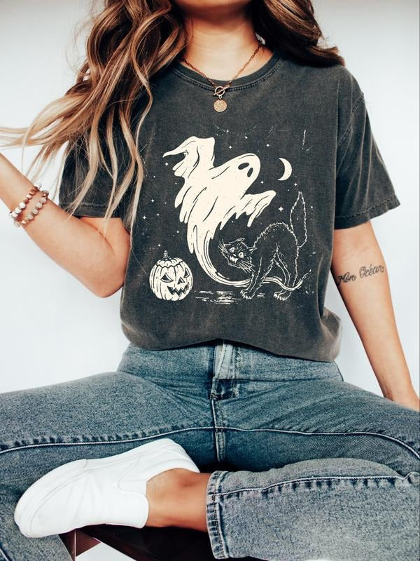Cute Halloween Pumpkin Kittens Vintage Tee - Women's Oversized Graphic T-Shirt, Spooky Casual Streetwear Hoodie Sweatshirt