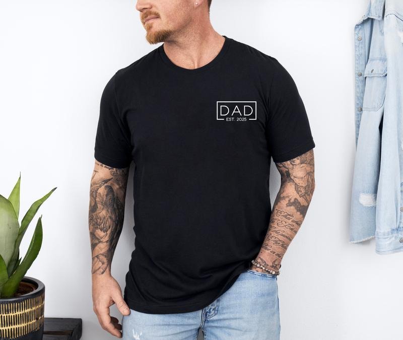 Dad Est. 2025 Shirt, Logo Father 2025 Loading New Dad 2025 T-Shirt, Father's Day Gift Shirt Hoodie Sweatshirt