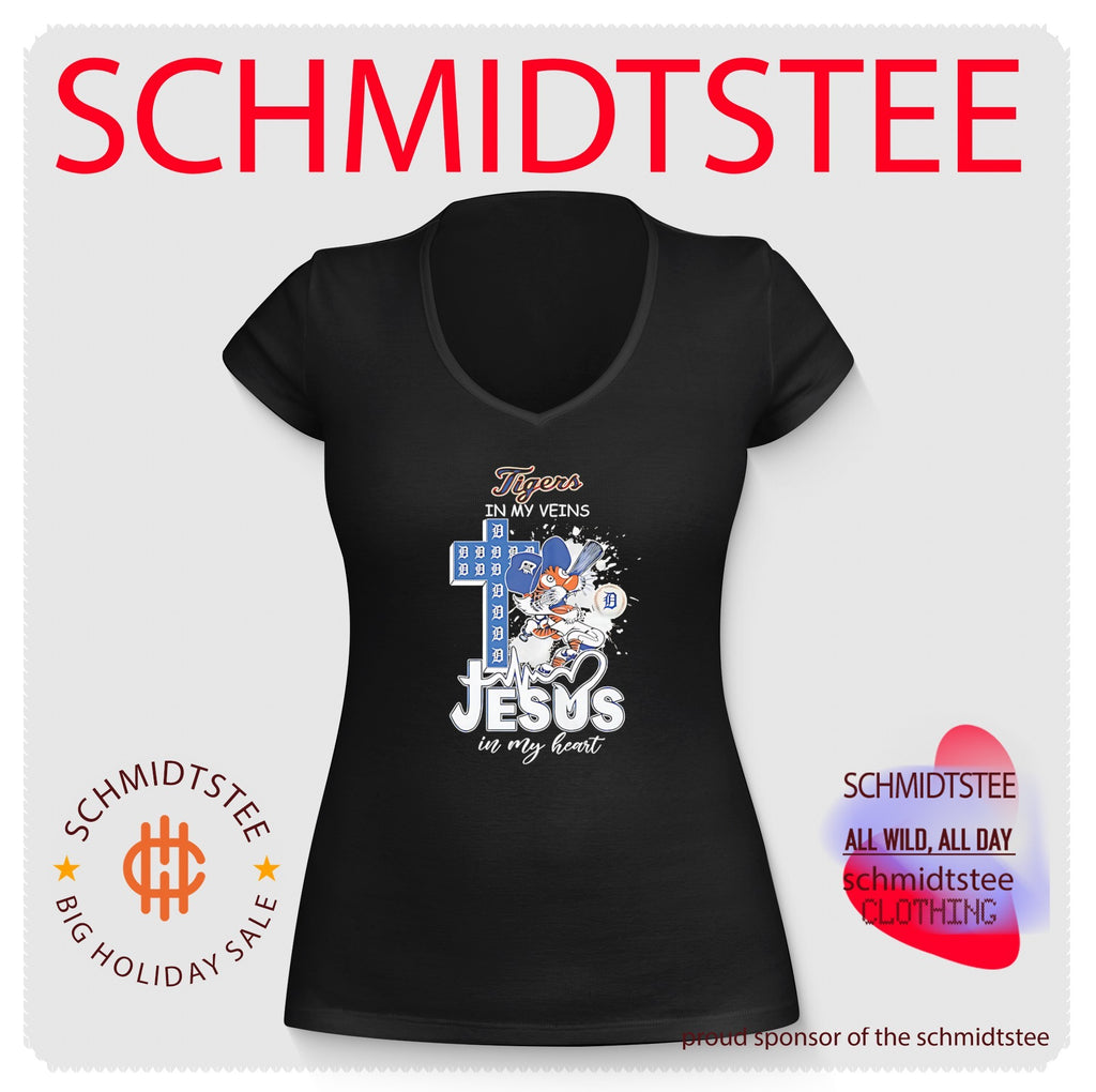 Detroit Tiger in my veins Jesus in my heart shirt