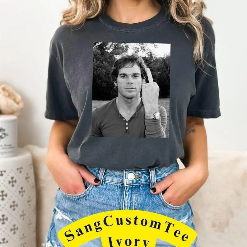 Dexter Morgan "Middle Finger" Vintage T-Shirt, Dexter Sweatshirt, Face Photo Shirt, Funny Dexter meme Shirt Casual Fabric...