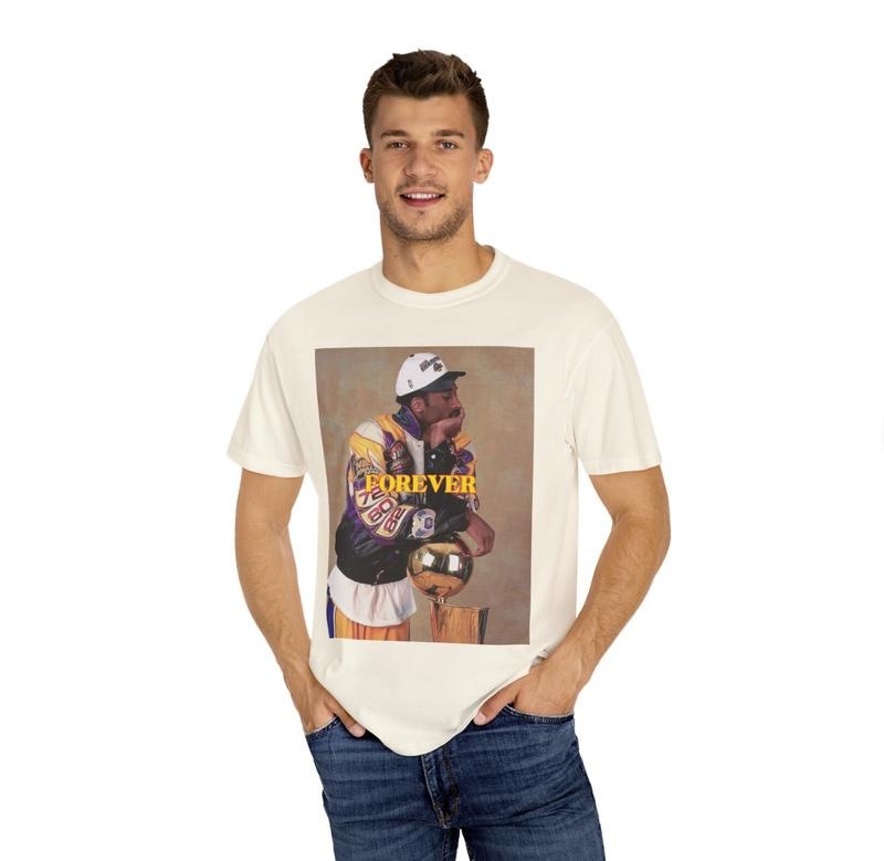FOREVER Kobe Bryant Los Angeles Lakers Championship Trophy T-shirt Menswear Top Hoodie Sweatshirt | PrintMintTees.com