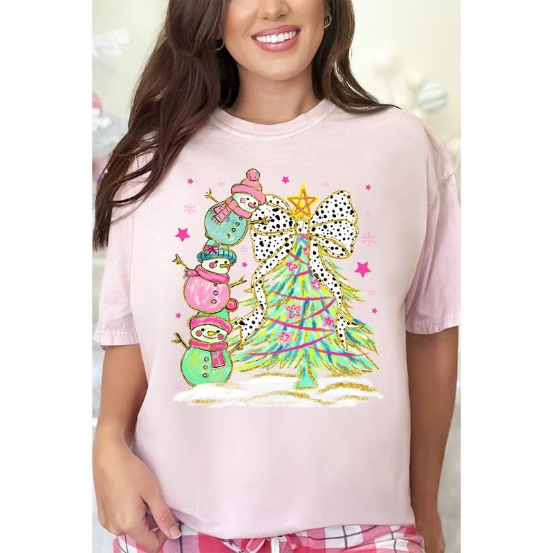 Frosty & Fab Comfort Colors Adult Ring-Spun Cotton Tee -- Trendy Women's Christmas T-Shirt Hoodie Sweatshirt