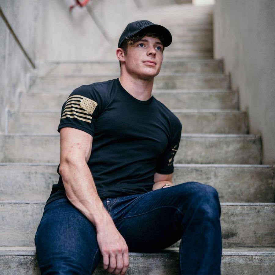 Basic T-Shirt - Black