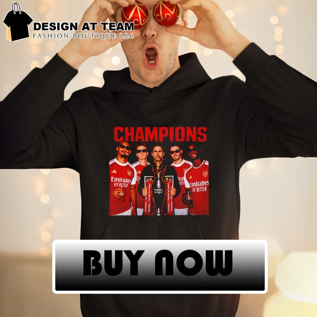 Gabriel Martinelli Bukayo Saka Martin Odegaard Arsenal FC Cup Premier League 2026 shirt