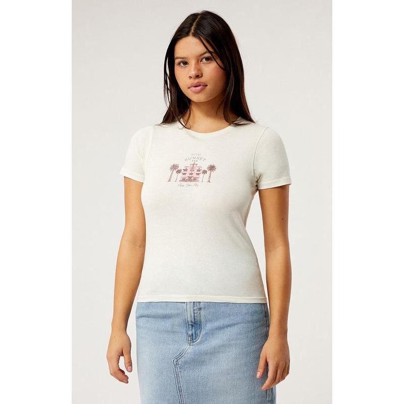 Golden Hour Women's Hotel Sunset Skimmer T-Shirt Hoodie, Sweatshirt | PrintMintTees.com