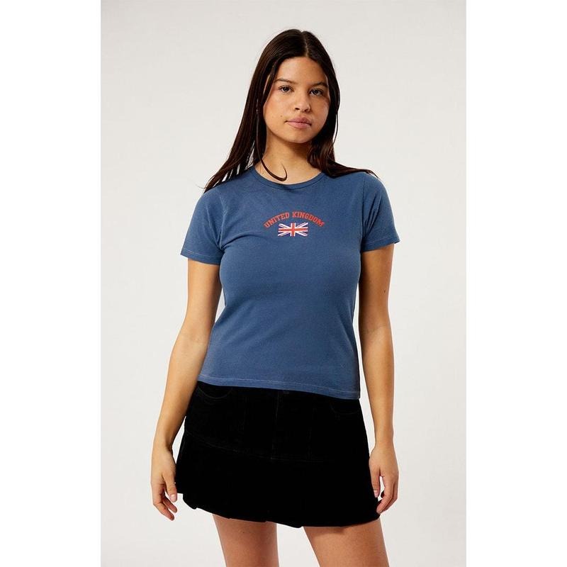 Golden Hour Women's United Kingdom Skimmer T-Shirt Hoodie, Sweatshirt | PrintMintTees.com