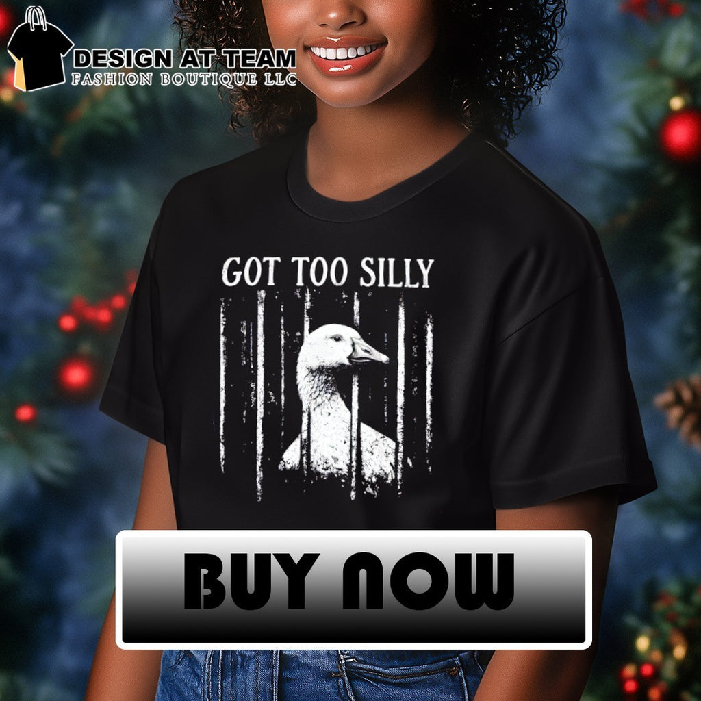 Goose behind bars imprisoned for its Got Too Silly antics on a comfortable shirt
