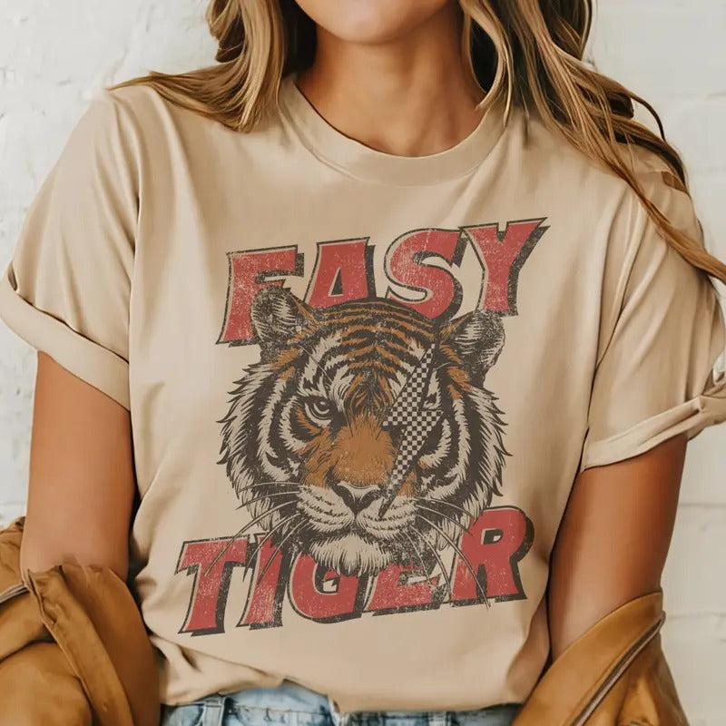 Grunge Easy Tiger Vintage Lightning Bolt Tiger Distressed Easy Tiger Casual Tiger Top Shirt Hoodie Sweatshirt