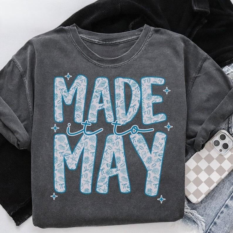 Happy Last Day of School Tshirt, End of School Year, Schools Out T-Shirt, Funny Teacher Summer Tee, Gift Hoodie Sweatshirt