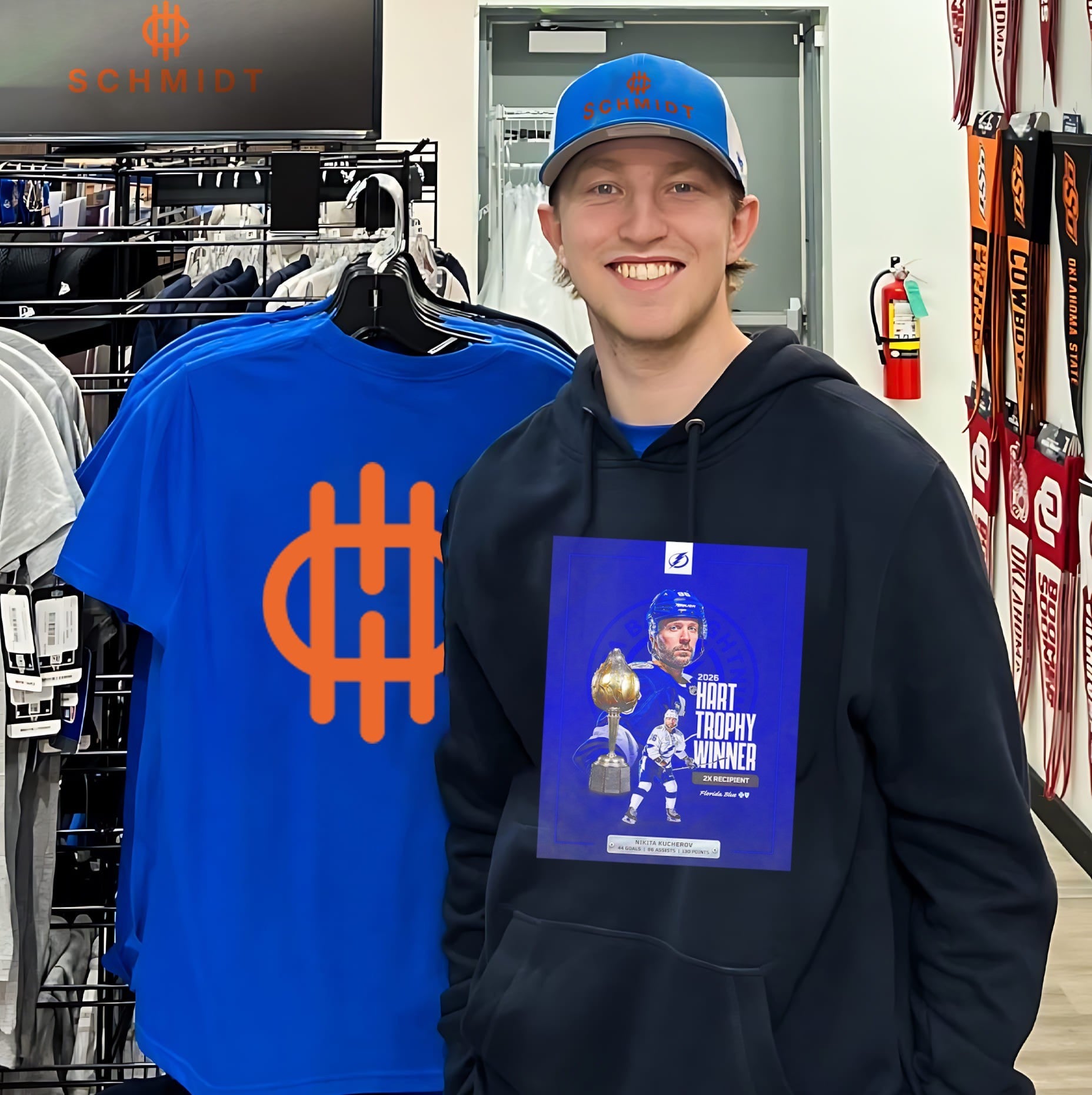 Hart Memorial Trophy Tampa Bay Lightning Nikita Kucherov the winner shirt