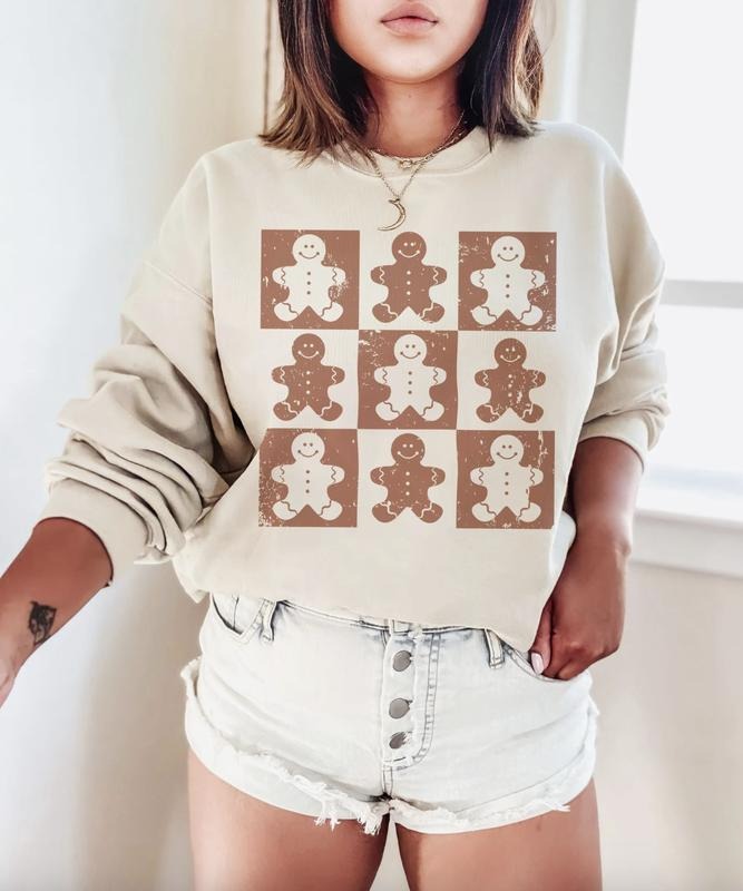 Retro Checkered Gingerbread Man Shirt/Sweatshirt/Hoodie, Vintage Crewneck, Gift For Xmas, Cotton, Womenswear Tops