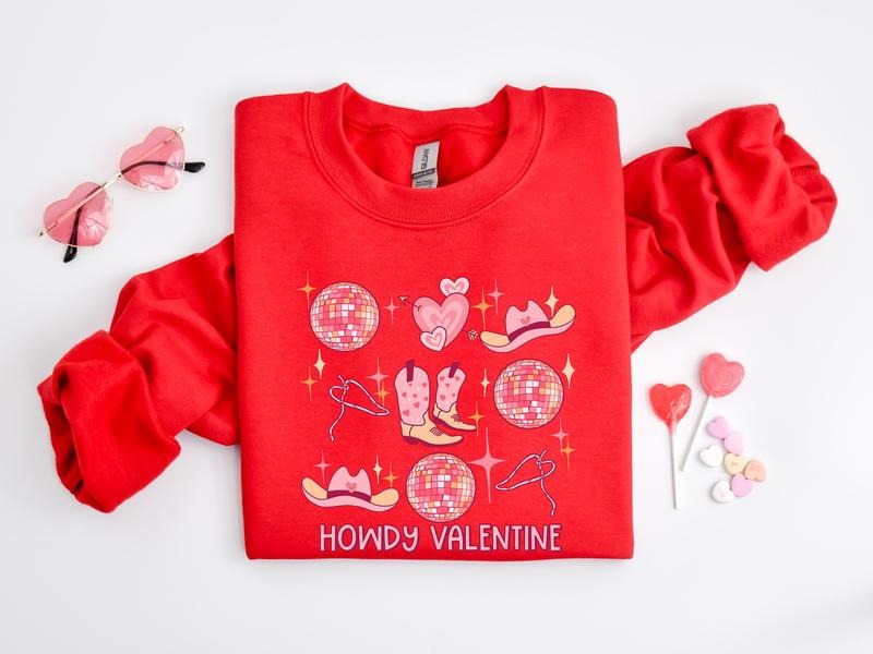 Howdy Valentine Shirt, Western Valentines Sweatshirt, Cowgirl Valentines Tee, Valentines Day Shirt, Retro Valentines...