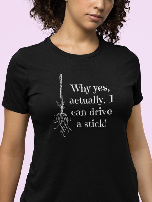 IM NOT A GYNECOLOGIST BUT I'LL TAKE A LOOK T SHIRT Hoodie Sweatshirt | PrintMintTees.com