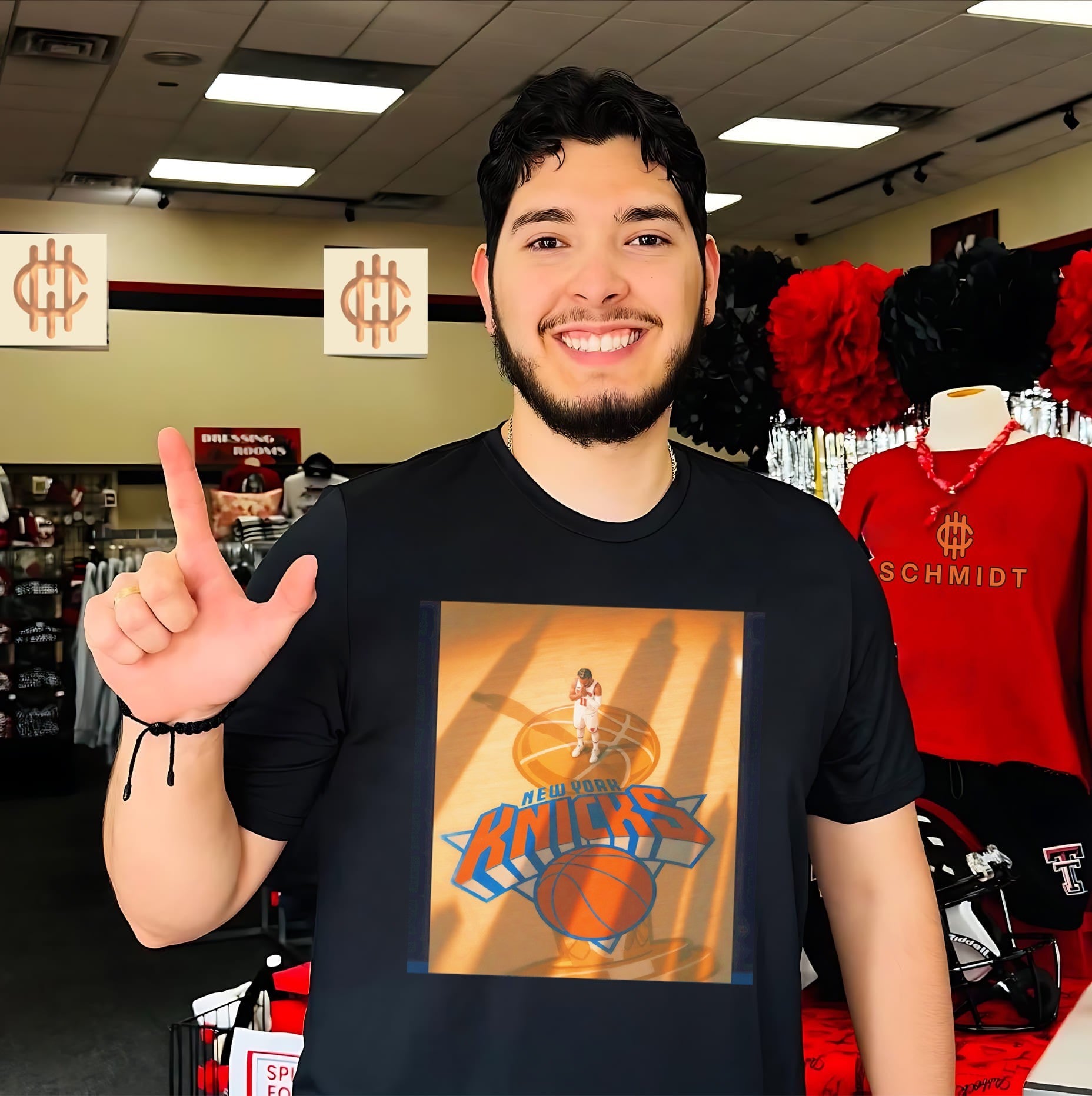 Jalen Brunson New York Knicks posing vintage shirt
