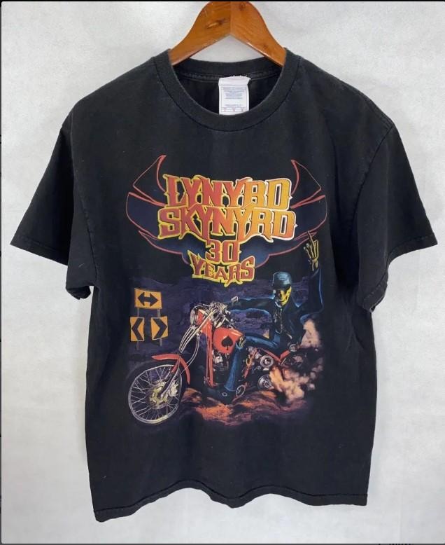 Lynyrd Skynyrd 30 Years Vicious Cycle Tour T Shirt Hoodie Sweatshirt | PrintMintTees.com