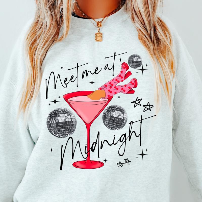Meet Me at Midnight New Years Crewneck Sweatshirt Crewneck Sweatshirt Unisex Fit Causal Womenswear Hoodie Shirt