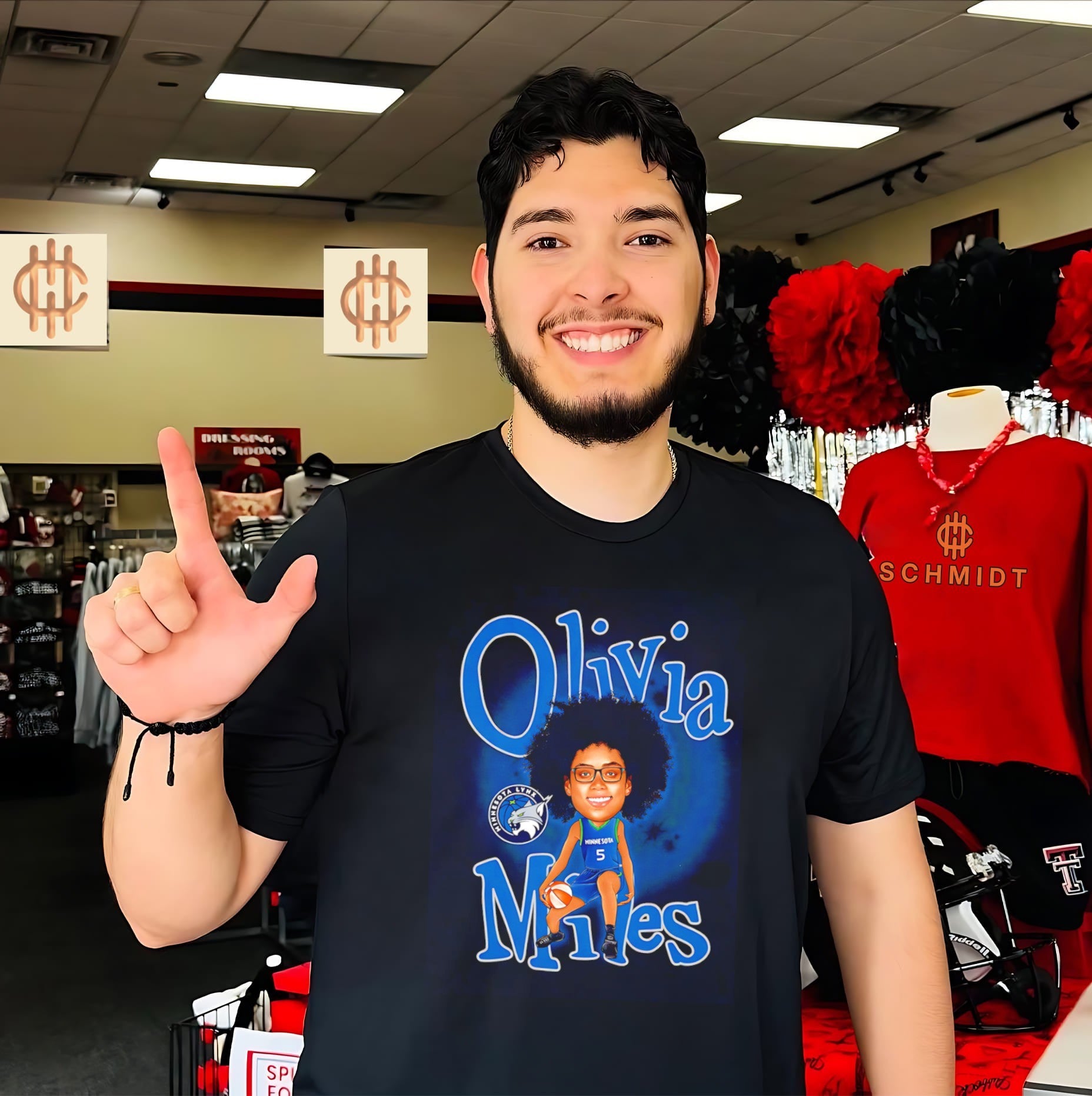 Minnesota Lynx Olivia Miles Player caricature shirt