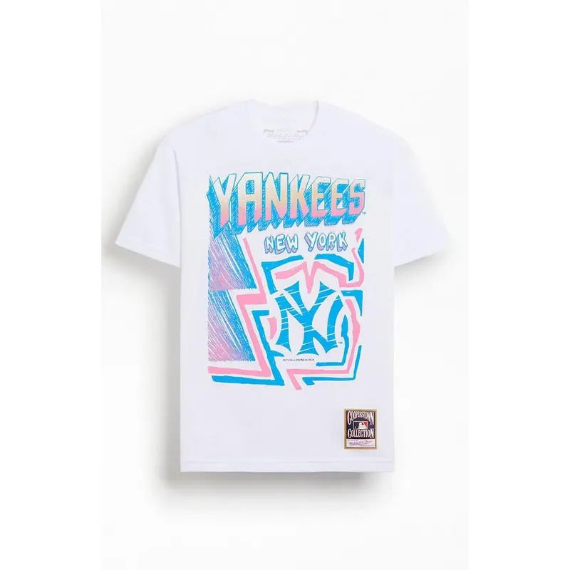 Mitchell & Ness Men's Sidewalk Sketch NY Yankees T-Shirt - Multicolor Hoodie Sweatshirt | PrintMintTees.com