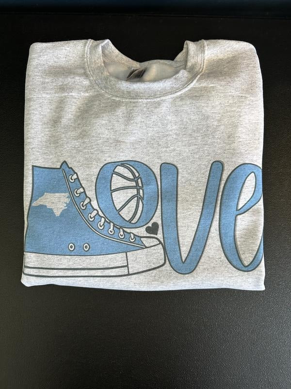 North Carolina Basketball Love Sweatshirt Shirt Hoodie | PrintMintTees.com