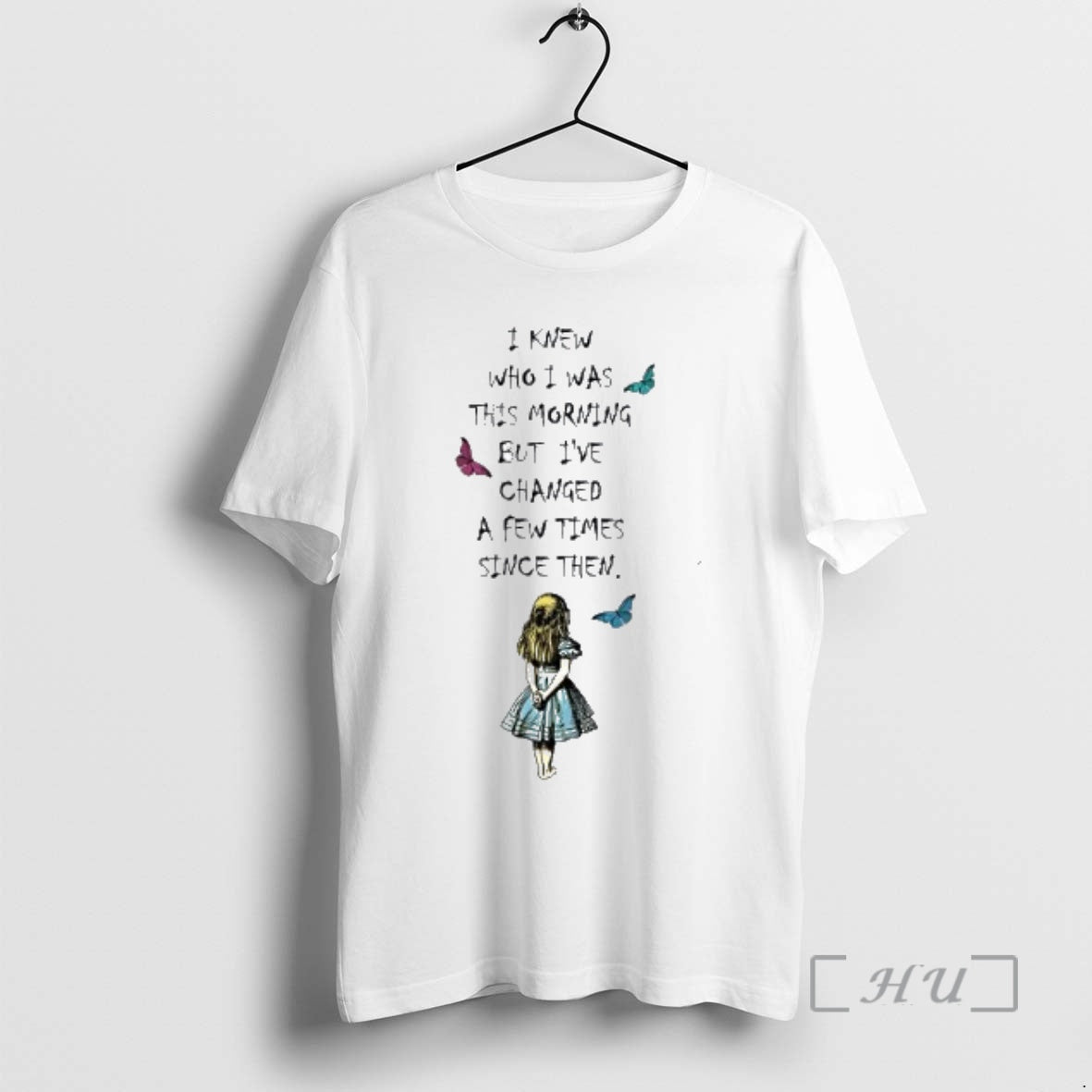 Officials Alice In Wonderland I Knew Who I Was This Morning But Ive Changed T-Shirts, Hoodie, Sweatshirt | PrintMintTees.com
