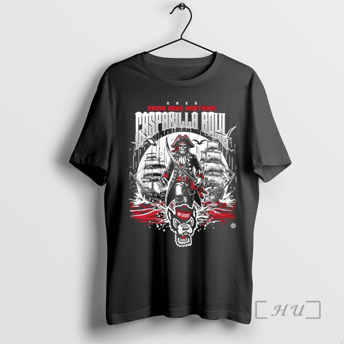 Officials Nc State Wolfpack 2025 Gasparilla Bowl Union Home Mortgage Chriast T-Shirts, Hoodie, Sweatshirt