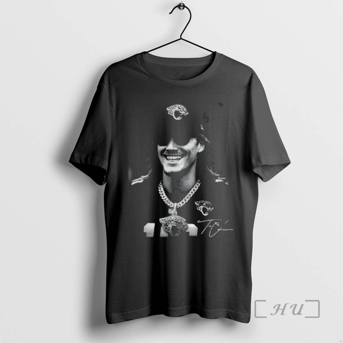 Officials Trevor Lawrence Teeth Grillz Signature T-Shirts, Hoodie, Sweatshirt | PrintMintTees.com