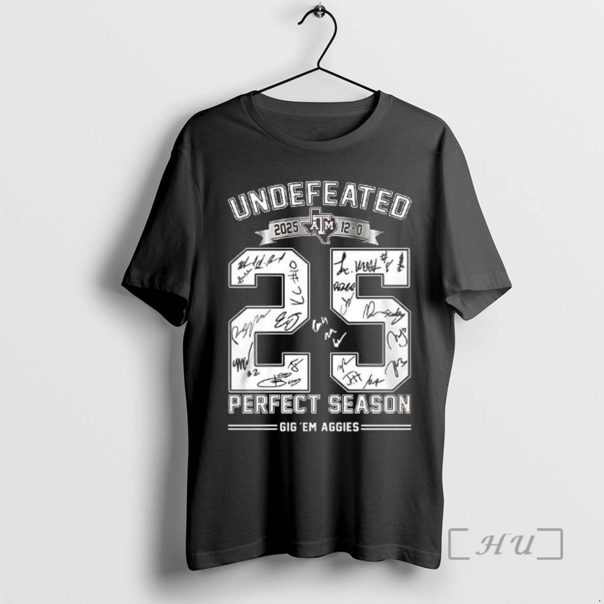 Officials Undefeated Perfect Season Gig Em Aggies 2025 Signature T-Shirts, Hoodie, Sweatshirt | PrintMintTees.com
