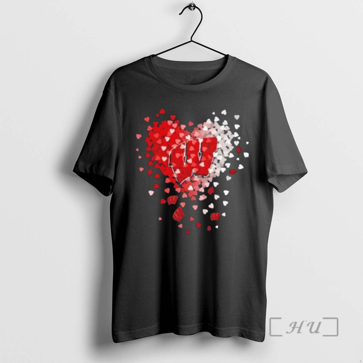 Officials Wisconsin Badgers Football Fans Hearts And Soul T-Shirts, Hoodie, Sweatshirt | PrintMintTees.com