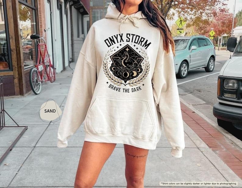 Onyx Storm Brave Dark Dragon Lover Fantasy Rider Fantasy Bookish Book Lover Sweat Fourth Wing T-Shirts, Hoodie, Sweatshirt