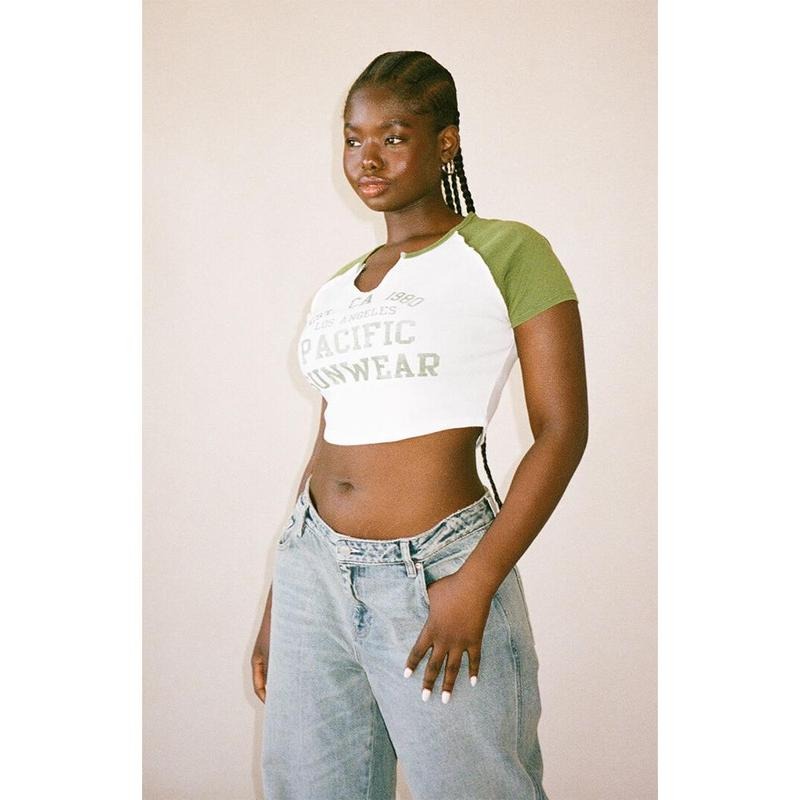 PacSun Women's Est. CA 1980 Raglan T-Shirt Hoodie, Sweatshirt | PrintMintTees.com