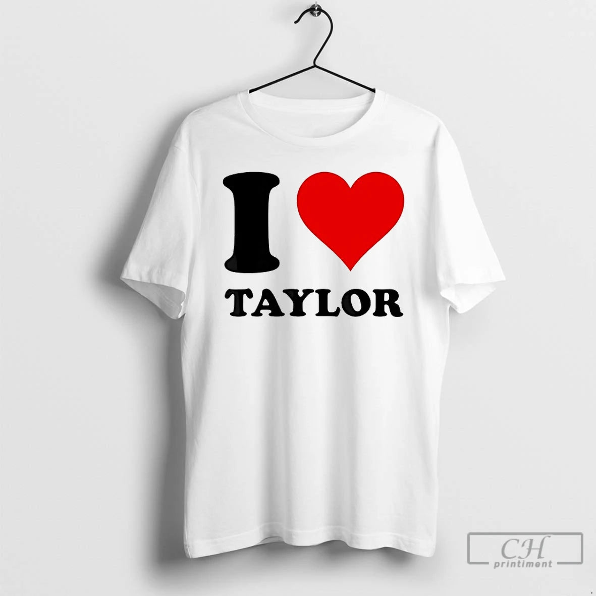 Premium Teacher Rachelle Russell Wearing I Love Taylor