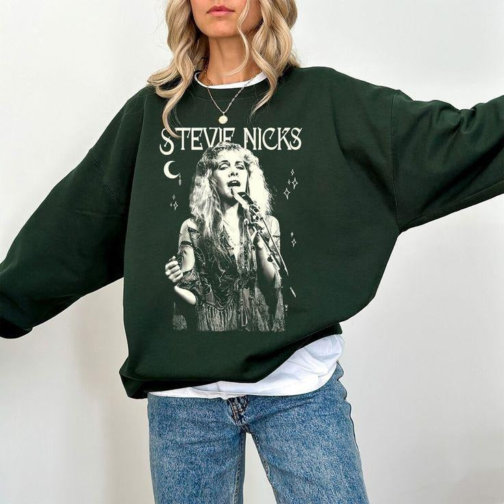 Retro 90s Stevie Nicks Sweatshirt - Vintage , Stevie Nicks Classic Tee for Fans Hoodie | PrintMintTees.com
